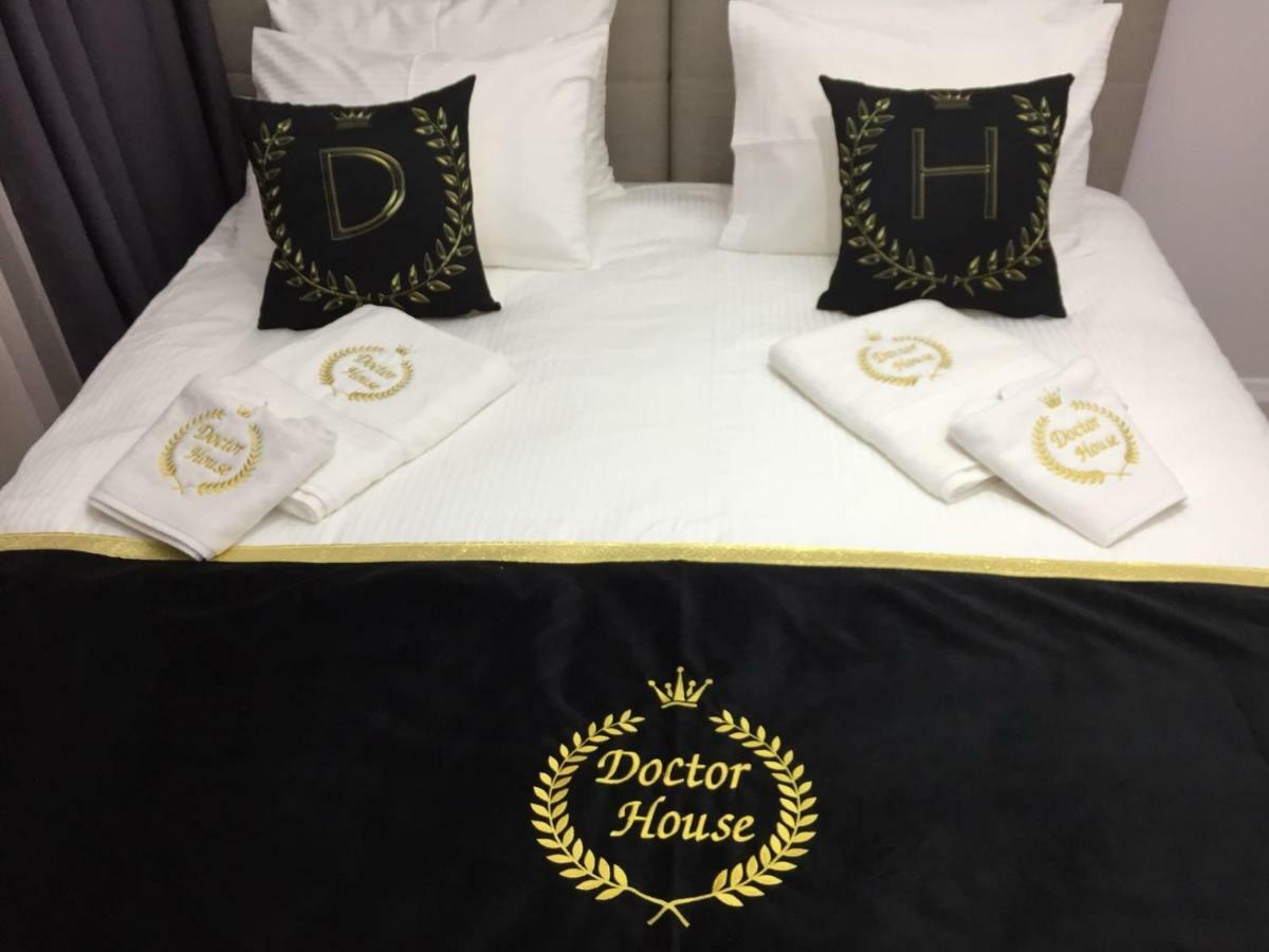 Doctor House Hotel Talas Ngoại thất bức ảnh